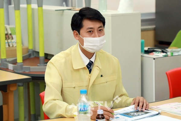 이태환 세종시의회 의장