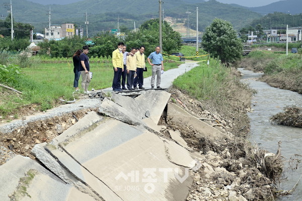 수해지역 현장방문(반포면 마암리)