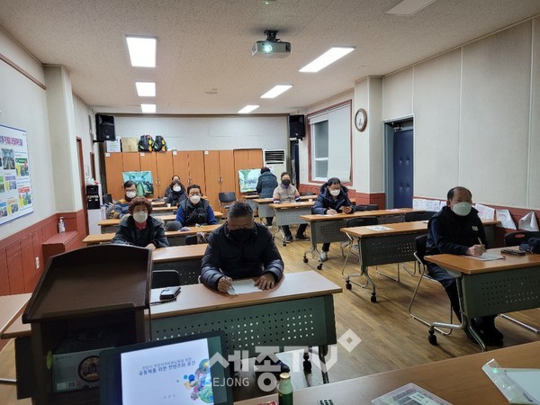 천안시 성정1동주민자치회가 지난 12월 17일부터 30일까지 총 5회에 걸쳐 주민자치 역량강화 교육을 실시했다.(사진제공=천안시청)