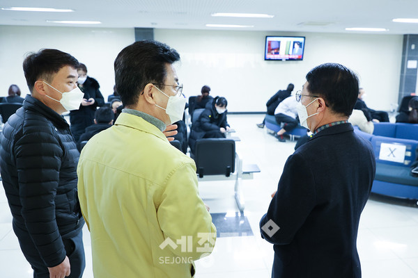 허태정 시장, 설 연휴 시민 민생 확인 또 확인 현장방문-정수원