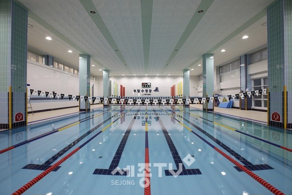 보람수영장 전경