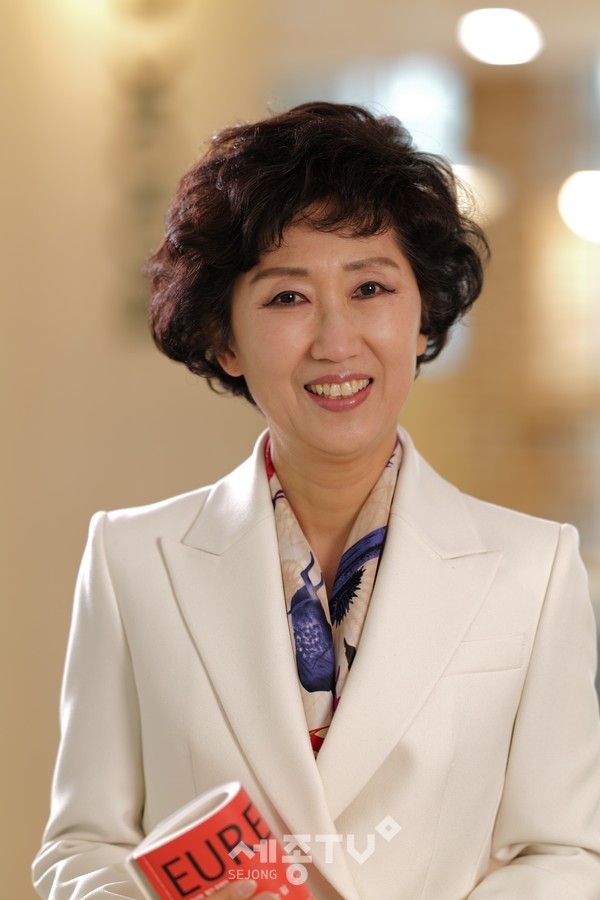 사진숙 어진중학교 교장