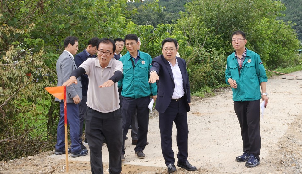 이장우 시장“정뱅이마을 경로당부터 우선 복구”