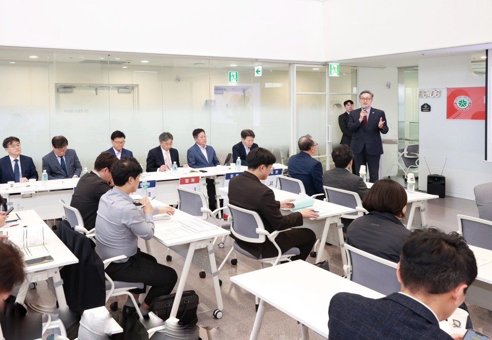 . 대전시-미래위, 지방행정체제 개편 충청권 토론회_토론회