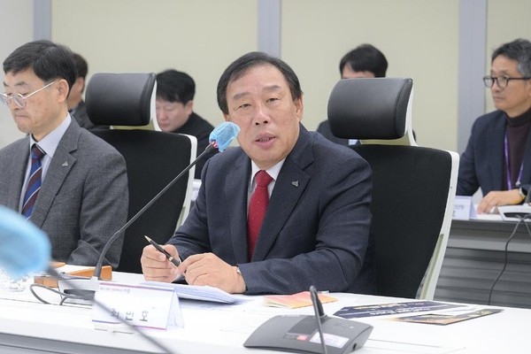 -최민호 세종시장