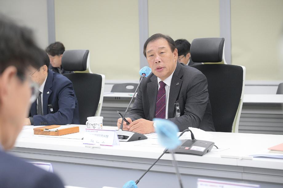 최민호 세종시장 간부회의