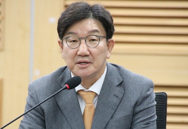 민중기 특별검사팀(김건희 특검)은 27일 국민의힘 권성동 의원 통일교 정치자금 수수와 이른바 '집사 게이트' 사건과 연루된 조영탁 IMS모빌리티 대표를 소환, 조사를 벌였다./사진=세종TV DB