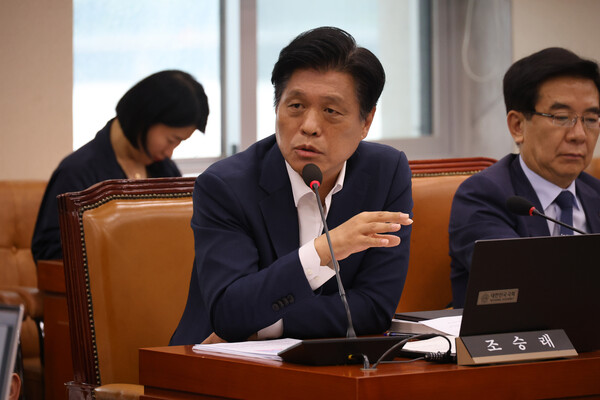 다국적기업이나, 고소득자가 해외 법인과 계좌를 이용, 소득을 빼돌리는 역외탈세가 국정감사 자료를 통해 밝혀졌다. (사진=박남주 기자)