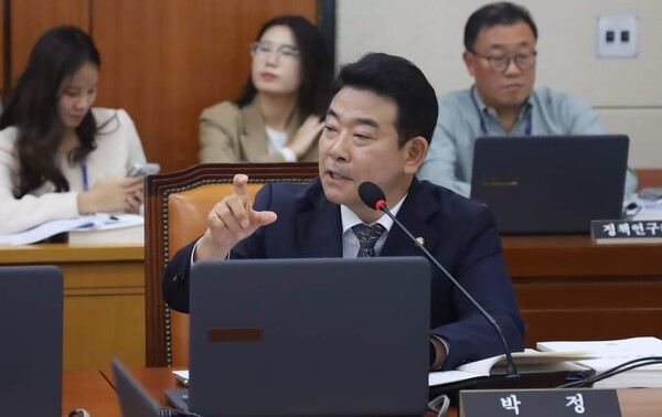 정부가 2035년까지 재생에너지 발전량을 270TWh 까지 확대하려면 경기북부권에 에너지 고속도로가 구축돼야 한다는 안이 제시돼 관심을 모으고 있다. (사진=세종TV DB)