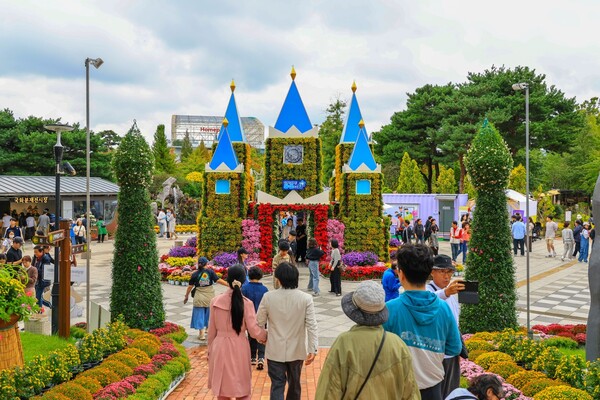 ‘2025 유성국화축제’ 현장 모습/사진제공=대전 유성구청