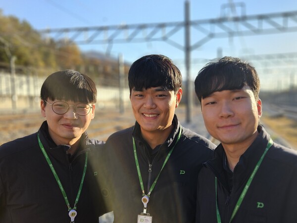 제19회 우수기관사 선발대회 우수기관사들. 왼쪽부터 이건희 대리, 강준석 대리, 김창원 대리/사진제공=대전교통공사