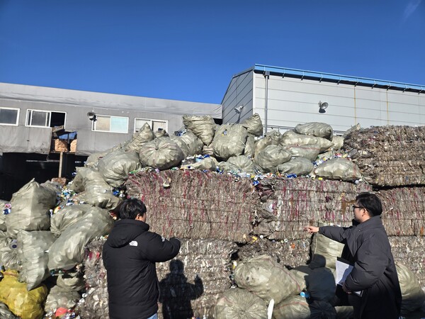 폐기물 사업장 지도·점검 모습/사진=세종시 자원순환과