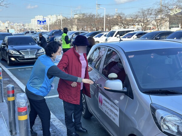동행지원서비스 모습/사진=청주시 제공